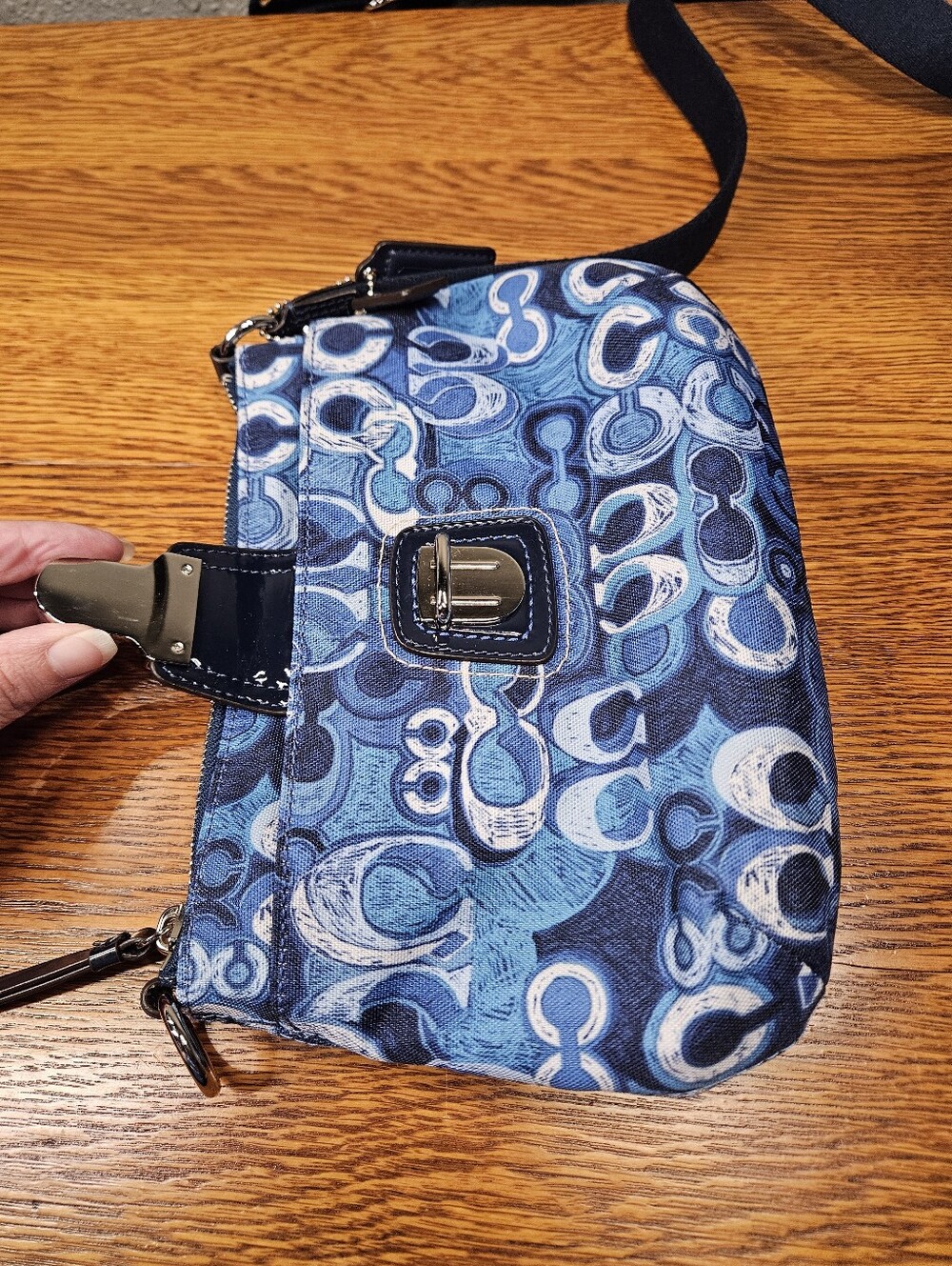 Coach Poppy Denim Print Swing Pack - Picture 10 of 15